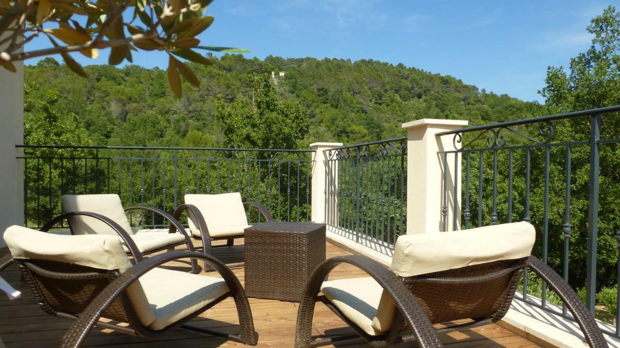 Le Vallon Des Oliviers Montauroux Exteriör bild